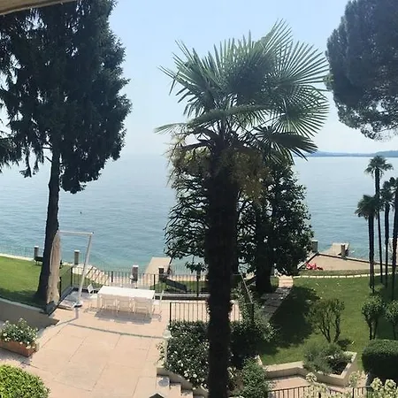 아파트 La Rosa Del Garda 가르도네리비에라